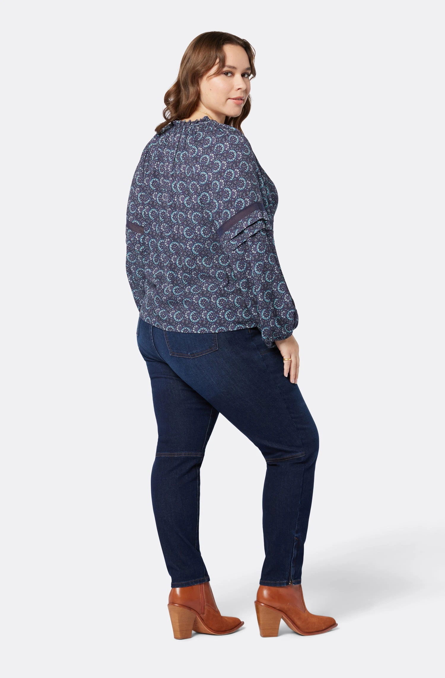 Joie Ogdine Long Sleeve Top - Image 4